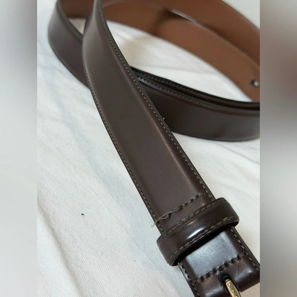 Brooks Brothers 42 Hand Made in Italy Dark Brown Leather Belt with Gold Buckle